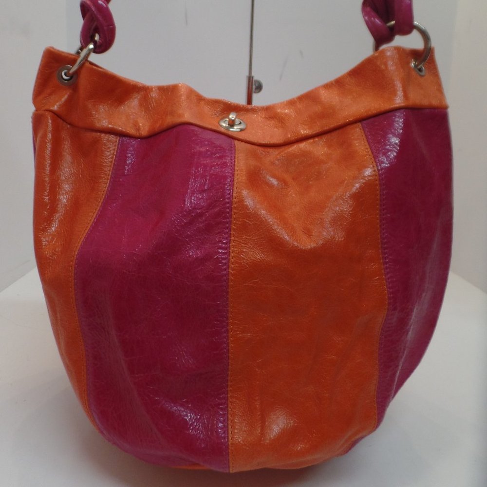 MAURIZIO TAIUTI Made in Italy Bright Pink & Orange Patent Leather Bucket Bag